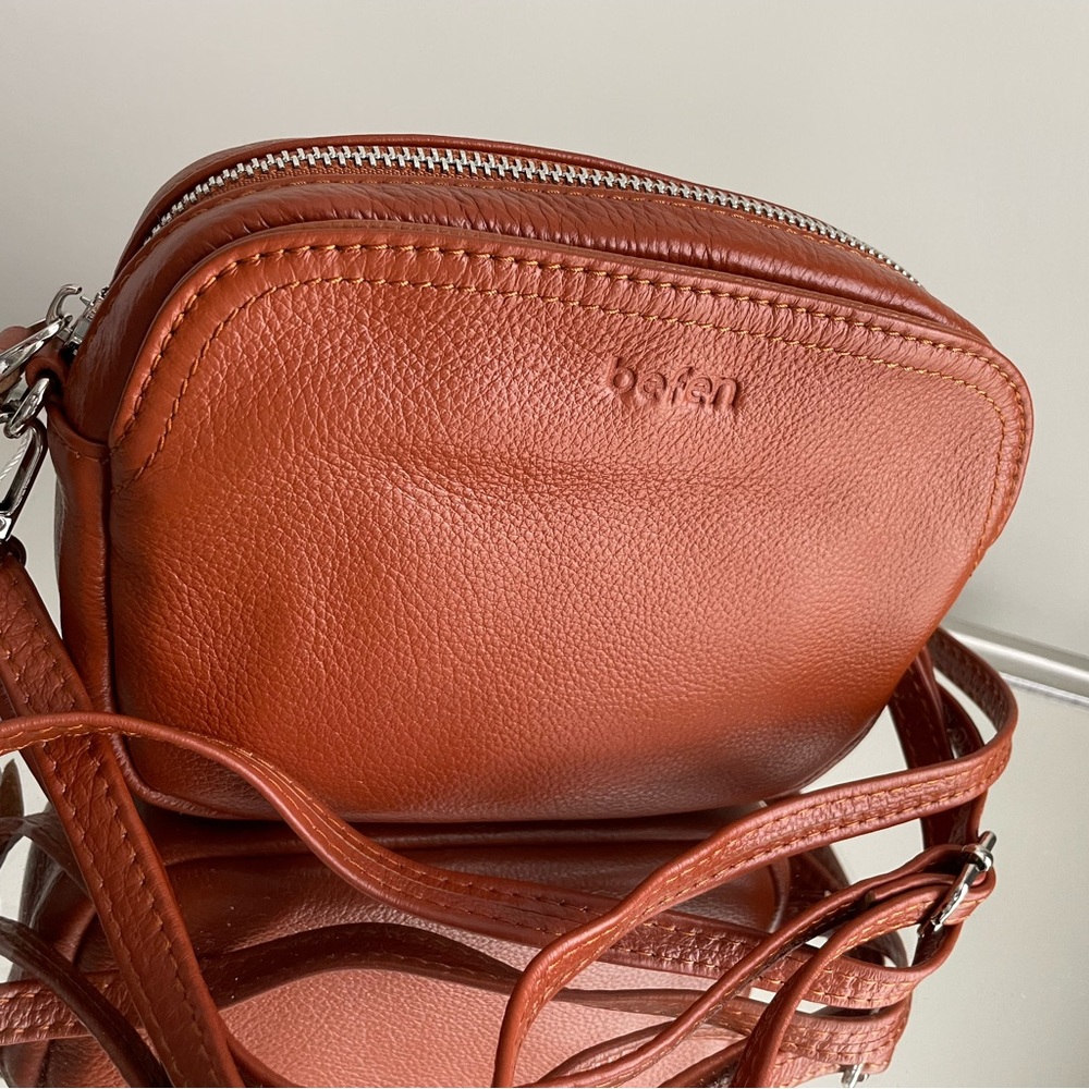 Women's Tan Leather Crossbody Bag